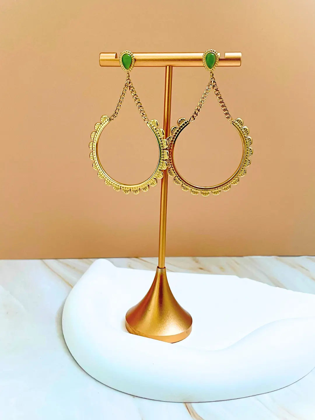 Boucles d'oreilles Soléa ornées d'une pierre d'œil de chat vert