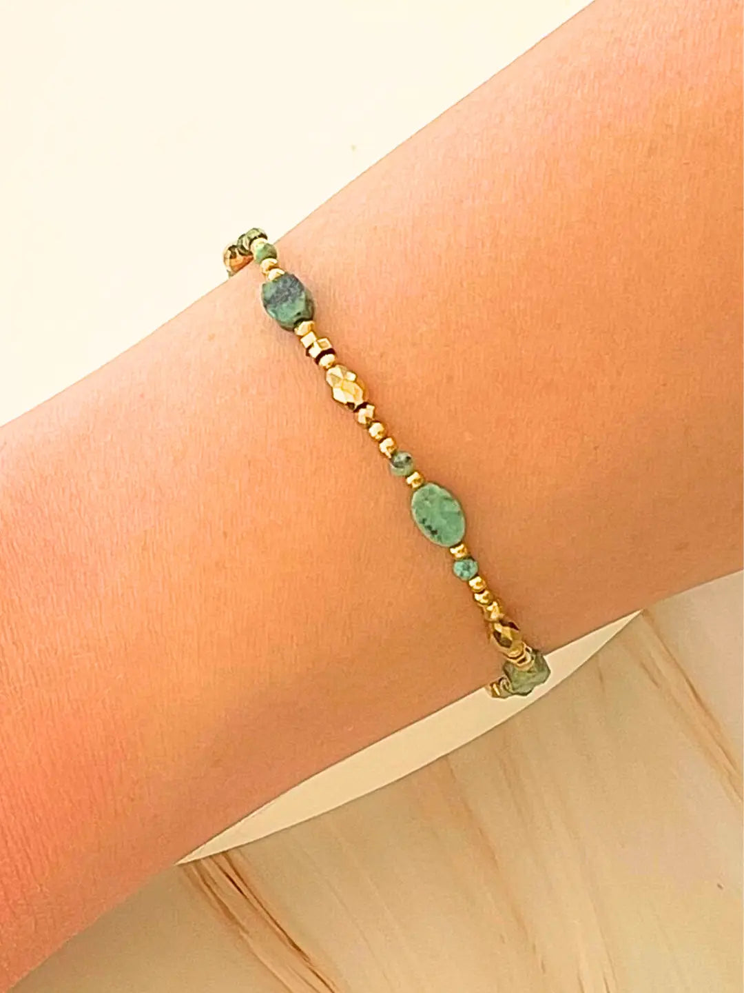 Bracelet Alba orné de pierres naturelles Turquoise d'Afrique