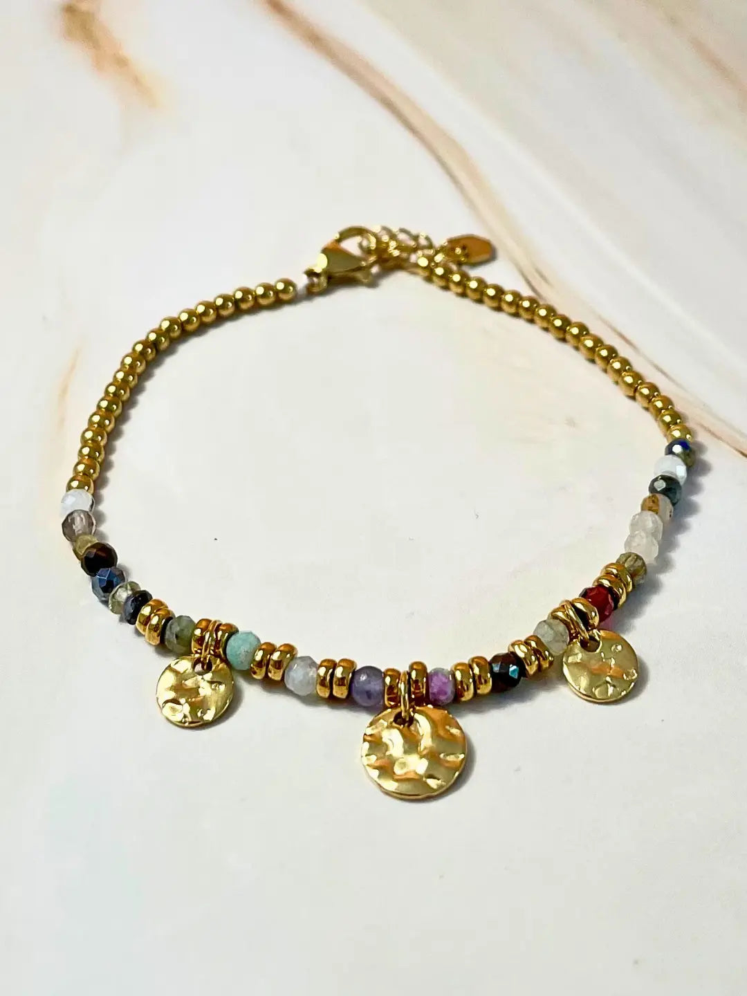 Bracelet Alice orné de pierres naturelles